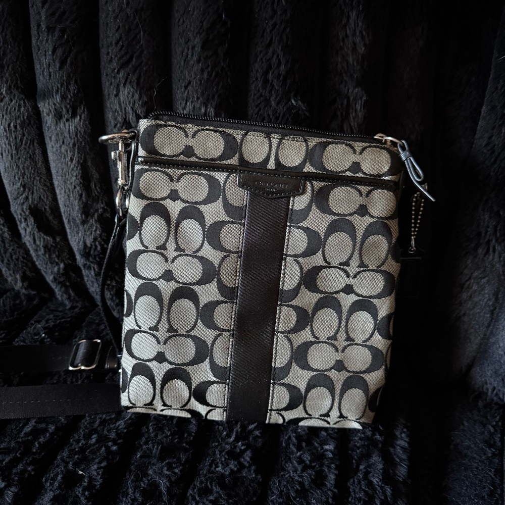 Coach Signature Black and Gray Shoulder Bag